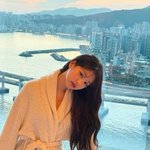 샤워 가운 걸친 장원영…욕조·침대서 셀카 '깜놀'