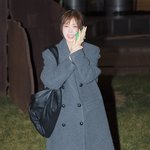 ’…‘러블리한 핫팩전도사’ (웬디의 영스트리트 출근길) [<b>HD</b>포토]