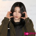 허윤진, 혼자여도 꽉 찬 이쁨.., 싱그러운 <b>청춘</b>[TEN포토+]