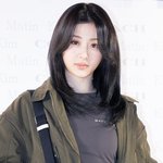 [포토] 허윤진, 예쁜 눈맞춤