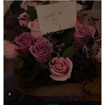 브루노마스가 로제한테 꽃다발도 보냈네?