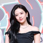 제정신인가?" 아이브 소속사, '<b>AI</b> 합성 사진' 공유해 논란.....