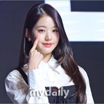 [단독] 장원영, 컴백 앞두고 '냉부해' 뜬다…MZ여신 냉장고는...