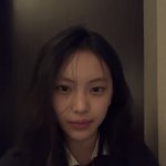 혜인 이 얼굴은 또 낮설다