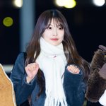 [사진]우아 <b>민서</b>,'강추위에 두 주먹 꾹'