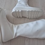 어떡하면 좋죠 <b>내일</b> 신어야 하는데