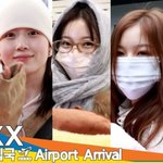 엔믹스(NMIXX), 요정들이 도착하자마자 하늘에서 눈이 와요❄️...