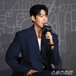 "좋은 작품으로 보답" 5년 만 팬미팅 성료한 김우빈, 이광수·도경수...