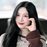 [공식] 레드벨벳 조이, 아이린·슬기 이어 SM과 재계약 체결