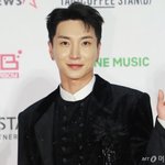 [모두드루와] 이특, <b>SM</b> 의상 재탕 논란에…"스타일리스트만 욕먹어"...