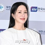 엄정화, 경력 <b>단절</b> 톱스타 되나 "'금쪽같은 내스타' 검토 중"...
