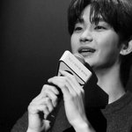 팬미팅에서 미소년 그 자체였던 남자 배우