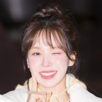 웬디, ‘사람이 어떻게 딸기 <b>몽블랑</b>’ (웬디의 영스트리트 출근길)...