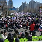 [단독] <b>공수처</b> 앞에서 윤 대통령 지지자 추정 남성 분신, 사망
