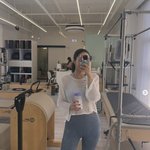 '최동석과 이혼' 박지윤, 필라테스도 열심히…'늘씬한 골반 미녀'