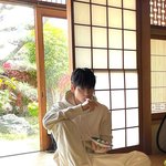 활동<b>중지</b> 중인 수빈 생일에 멤버들이 올린 사진