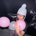 원빈 닝닝 슴<b>콘때</b> 비슷하게 사진 찍은거 알아?