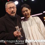 부른 배로 레드카펫 설까? 홍상수 베를린 <b>초청</b> 여부 관심[이슈와치]