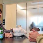 깜짝 만남 "뭘 하면 더 재밌는지…" (<b>ft</b>. 김계란·유재석)