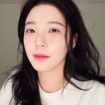 [더불어독재] 프로미스나인 백지헌, <b>이적설</b> 부인 “그런 루머는 어디서...