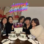 최지우, 생일 파티만 했는데 시상식 라인업..언니들 위해 꽃받침...