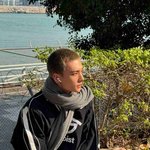 진짜 <b>빡빡</b>머리 개잘어울리네