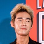 윤석열 지지자 <b>폭동</b>에 허지웅 “히틀러·나치당의 재림”