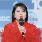 [모두드루와] "엄마의 가방은 딸의 얼굴"…박나래 명품백 선물한...