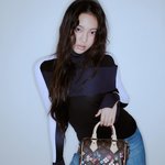 [모두드루와] ‘일본 거장’ <b>무라카미</b> “뉴진스 예술은 영원하다,...