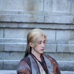 잘생긴 외모로 광범위한 논의를 불러일으킨, 최근 중국에서 가장 화제가...