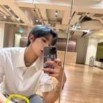 위안부 피해자 <b>후원</b> 팔찌 차고 다니는 남돌