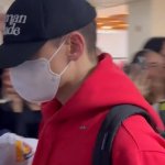 취향 파괴한다는 <b>버논</b> 삭발 비주얼.jpg