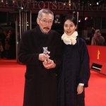 '김민희 불륜 임신' 홍상수, <b>외동딸</b> 결혼식도 불참 "1200억...