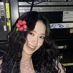 안유진 메컵이랑 비슷한 <b>제품</b> 아는 사람