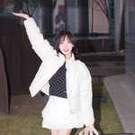 ‘오늘도 해피니스 출근 완’ (웬디의 영스트리트 출근길) [<b>HD</b>포토]