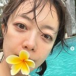 전소민, 물에 젖어도 예쁨 폭발..<b>수영</b>하며 청순美