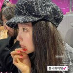 47살 초동안 김사랑 <b>배구</b>팬이었네, “누구 좋아하나 봤더니”