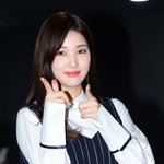 율희, '최민환 어그로' 없는 배우 변신…첫판부터 여주인공 성공할까[SC이슈]