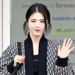 한소희, 걸어다니는 <b>디올</b> 변신‥따라할 수 없는 고혹美