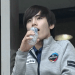 이 사람 <b>개</b>잘생김