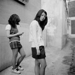 옛날일찐들은 막 껌에 <b>커터칼</b>넣고씹엇다는데