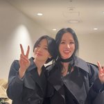 엄정화, 센스 美쳤다…송혜교 '검은 <b>수녀</b>들' 맞춰 올블랙 풀착장