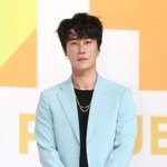 산이, '<b>행인</b> 폭행' 혐의 검찰 송치…父는 합의로 수사 종결