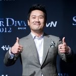 [단독]‘캐나다 국적’ <b>JK</b> 김동욱, 외국인 정치활동 금지 고발건...