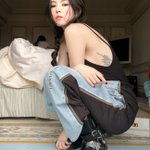 한소희, 가슴 옆 파격 타투…섹<b>시미</b> 넘치네