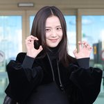 [뉴스1 ]블랙핑크 지수, 첫사랑 비주얼로 파리 출국…신곡 안무...