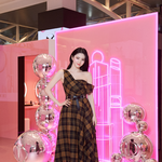 [댓글부탁해] 이모가 옷 사준다고 했는데 20만원짜리 고르면 어떰...