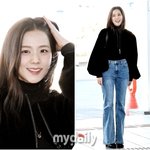 너무 예뻐' 블랙핑크(<b>BLACKPINK</b>) 지수, 공항 마비시키는...