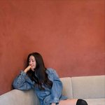 47세 김사랑, <b>냉동</b>인간급 미모‥과감하게 드러낸 각선미