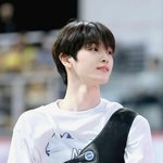 <b>성찬</b>은 엔시티때가 지리는디